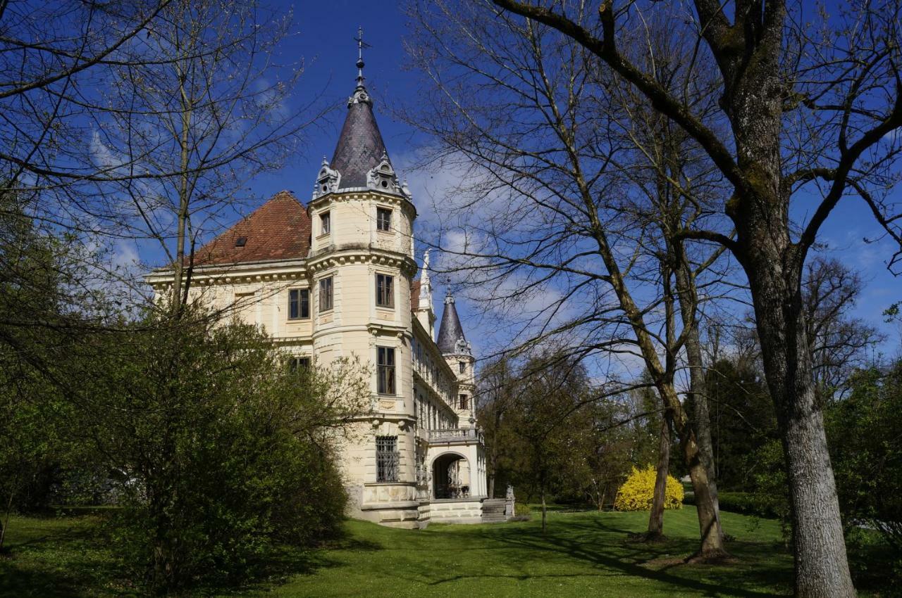 Schloss Puchberg