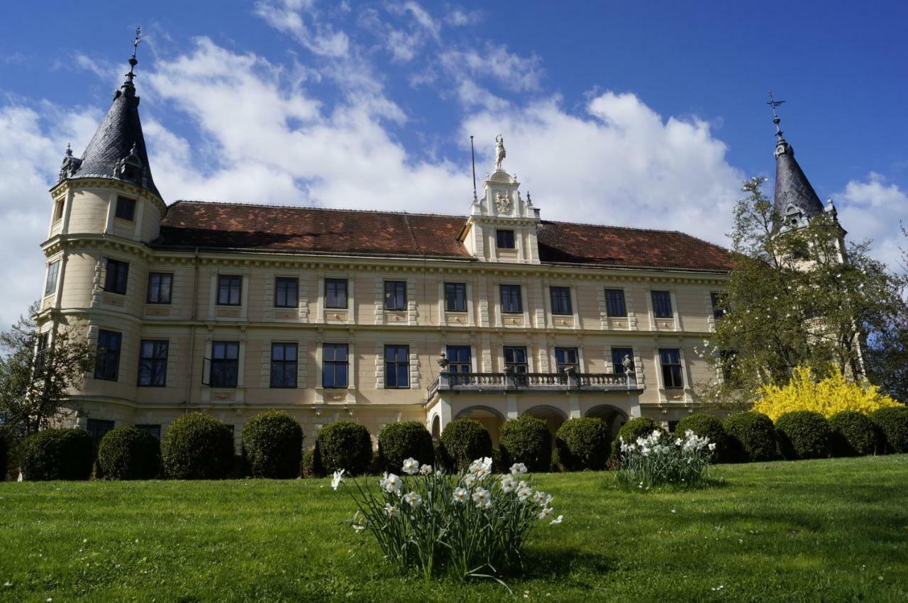 Hotel Schloss Puchberg